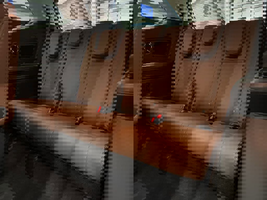 Used 2024 Subaru Ascent Touring image 34