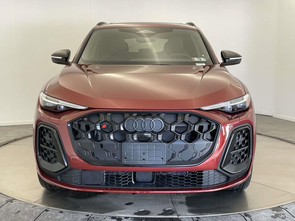 New 2025 Audi SQ5 Prestige image 10