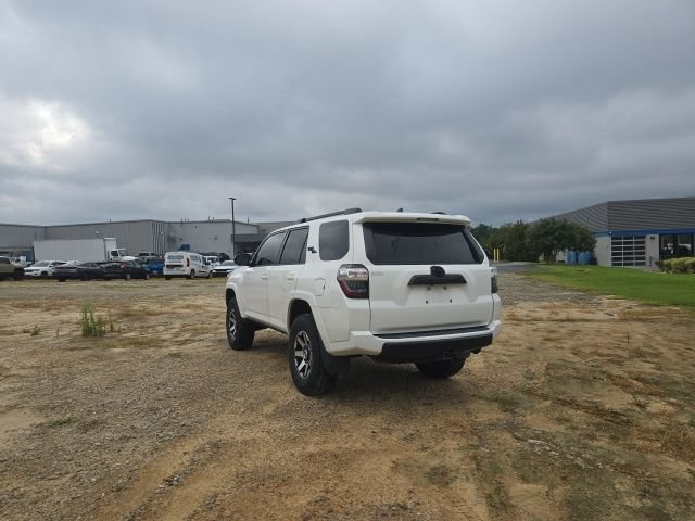 Used 2019 Toyota 4Runner TRD Off-Road AWD/4WD image 6