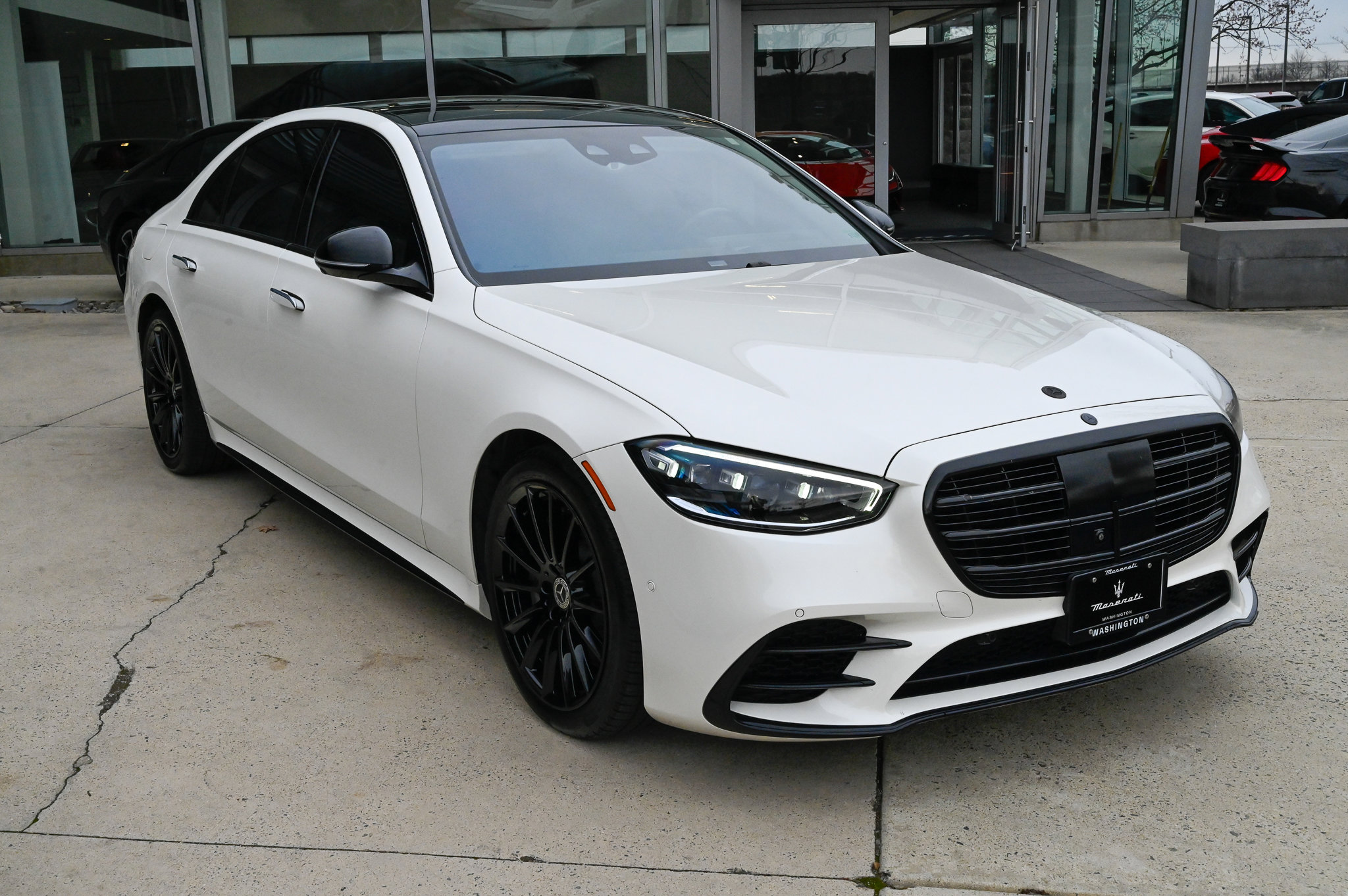 Used 2021 Mercedes-Benz S 580 4MATIC Sedan image 3