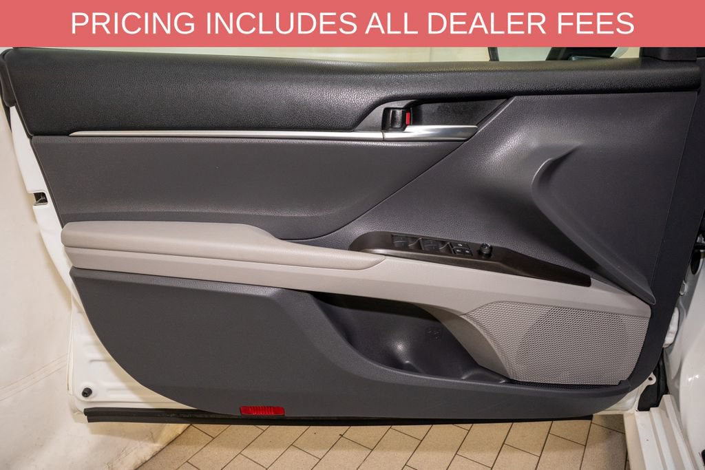 Used 2023 Toyota Camry LE FWD image 10