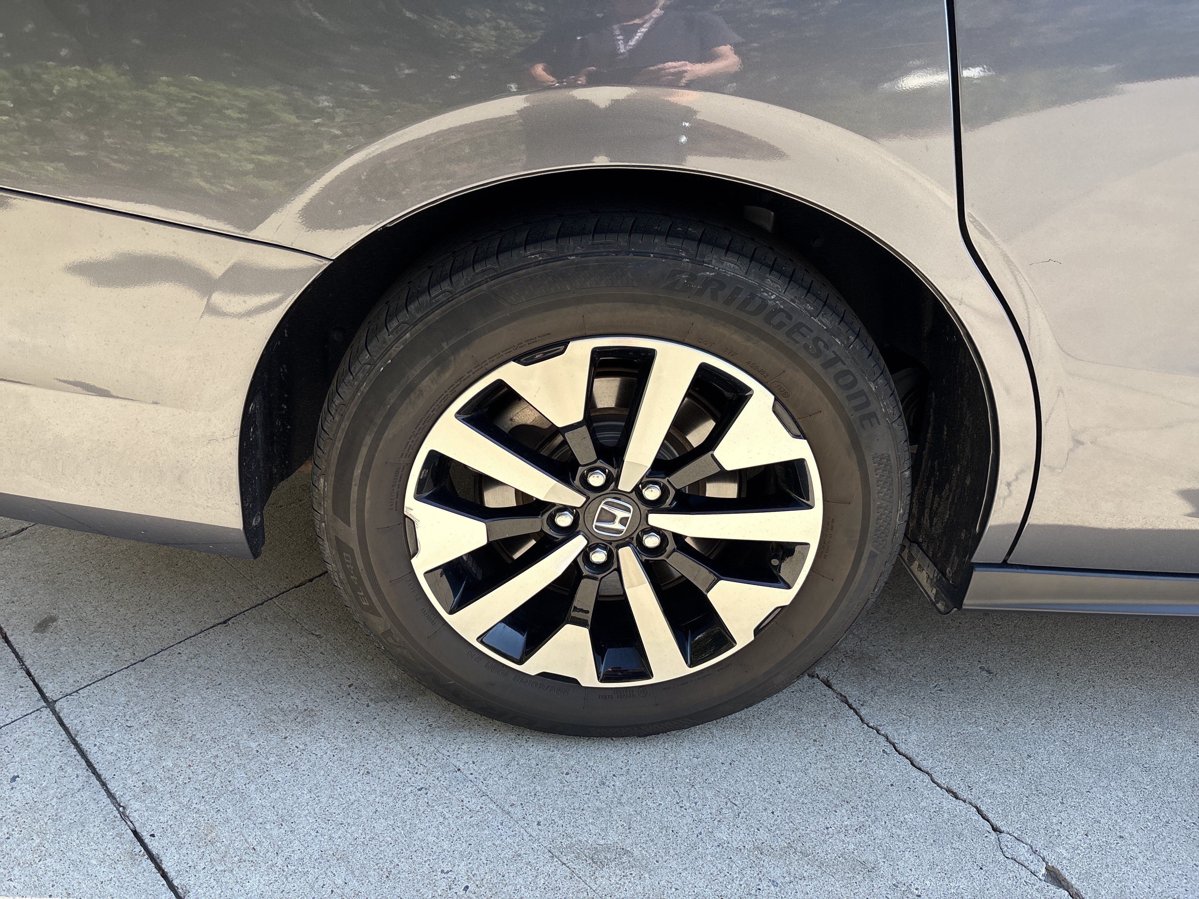 Used 2025 Honda Odyssey EX-L image 32