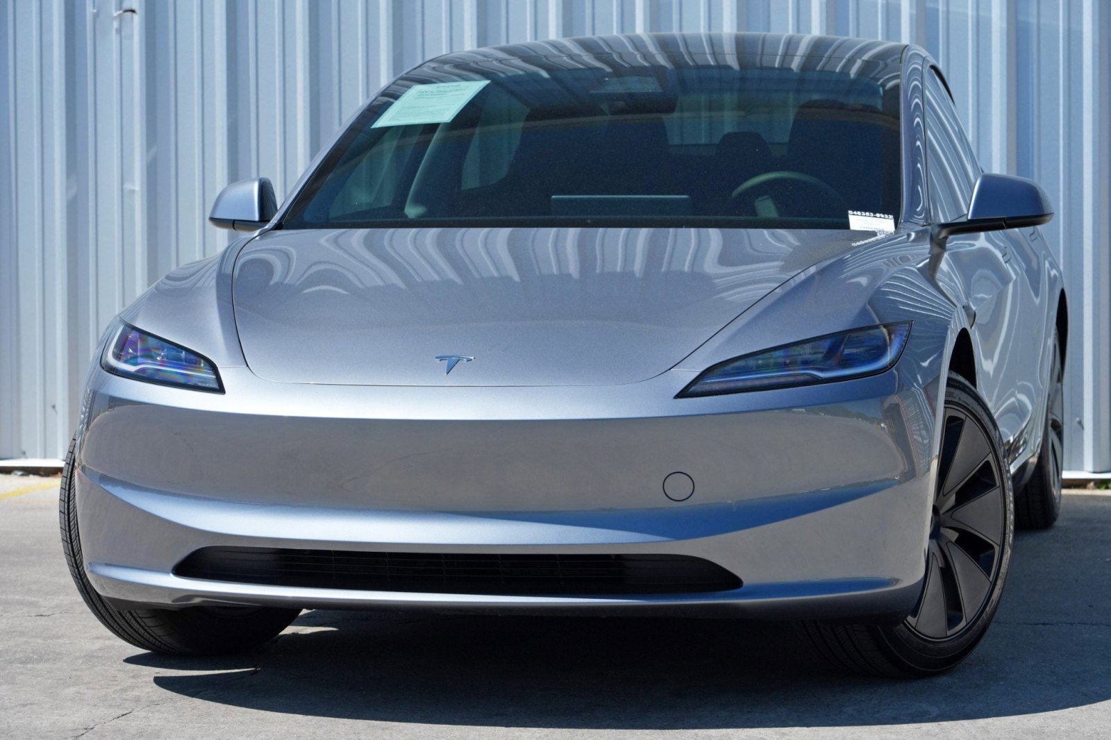 Used 2025 Tesla Model 3 Long Range RWD image 3