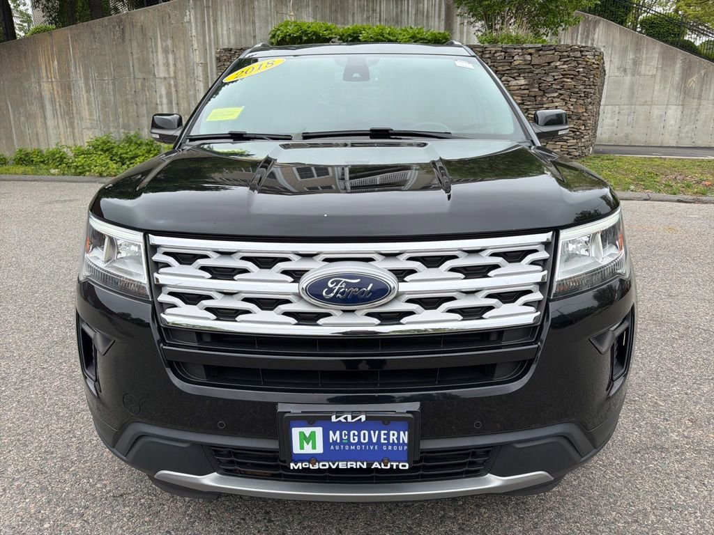 Used 2018 Ford Explorer XLT w/ Equipment Group 202A AWD/4WD image 8