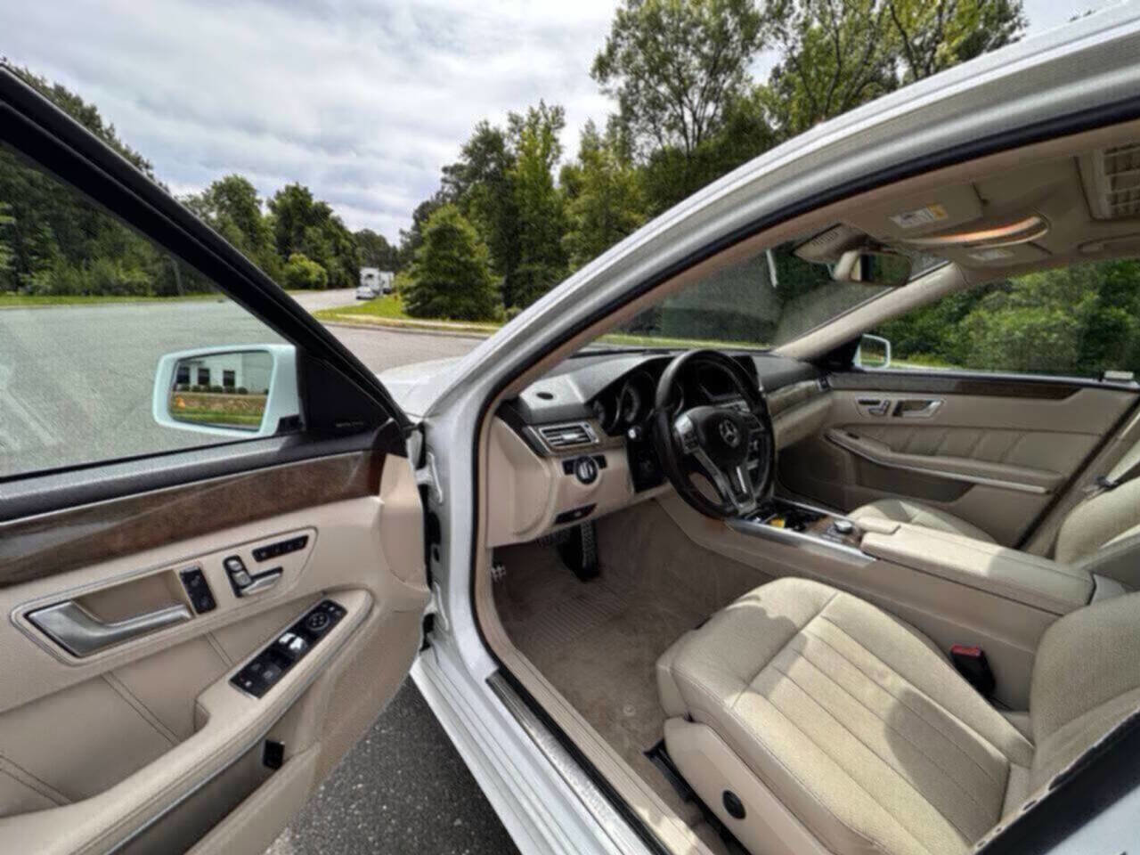 Used 2015 Mercedes-Benz E 350 Sedan w/ Premium 1 Package image 23