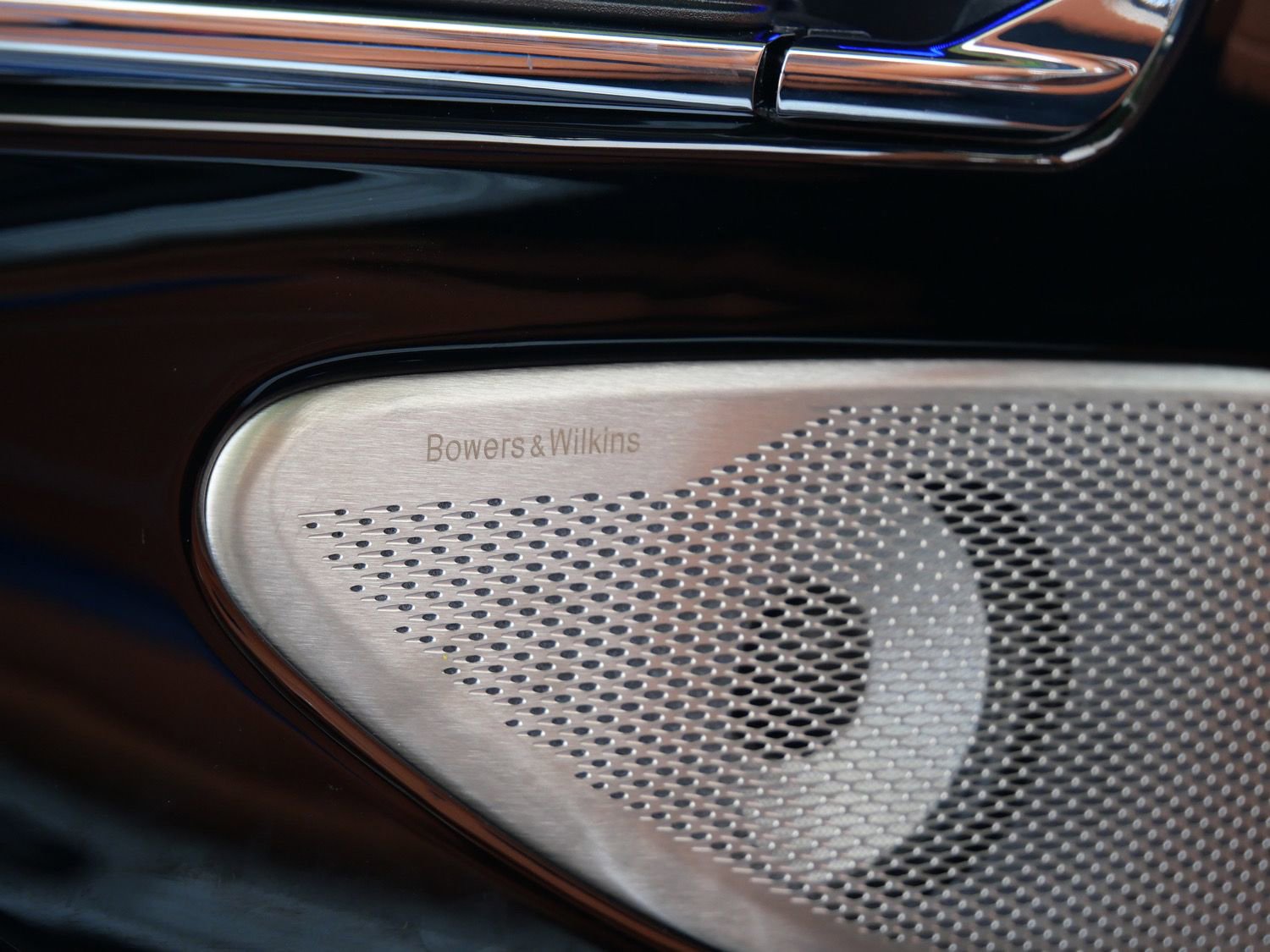 New 2026 Aston Martin DB12 Convertible RWD image 23