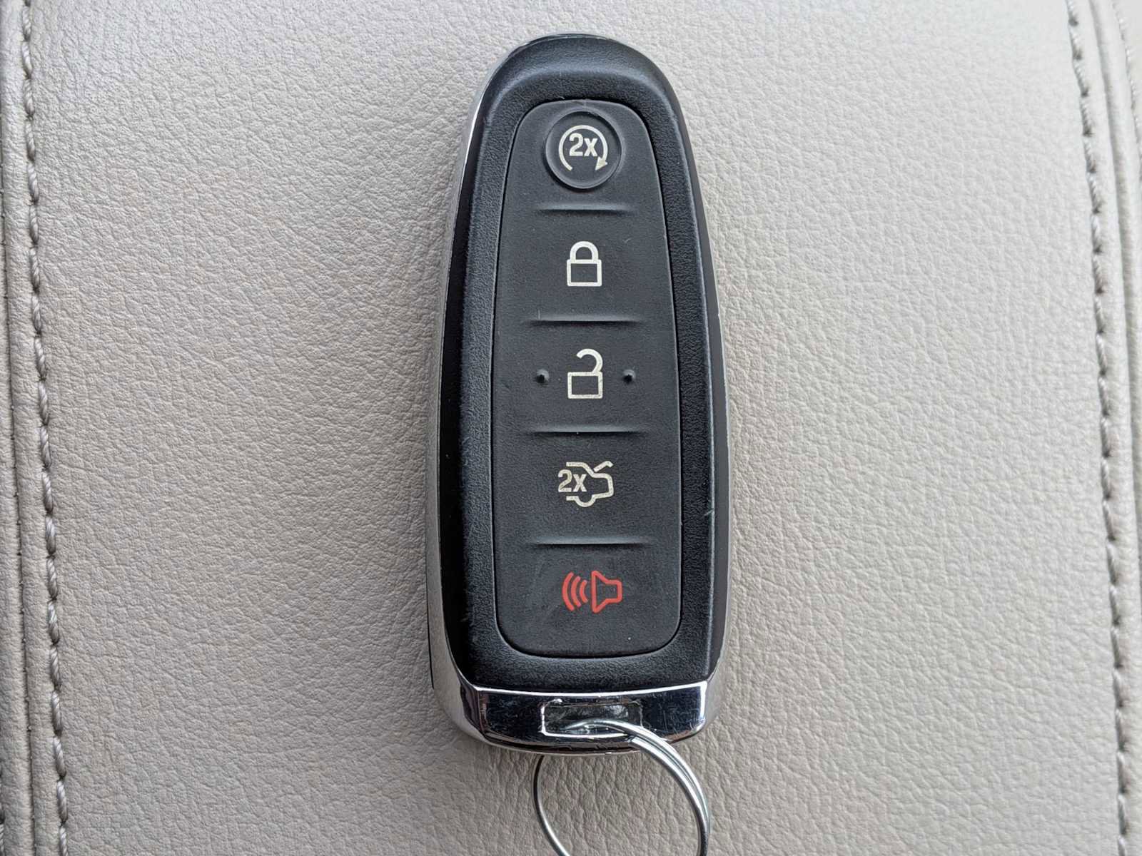 Used 2016 Ford Escape Titanium w/ Equipment Group 301A FWD image 36