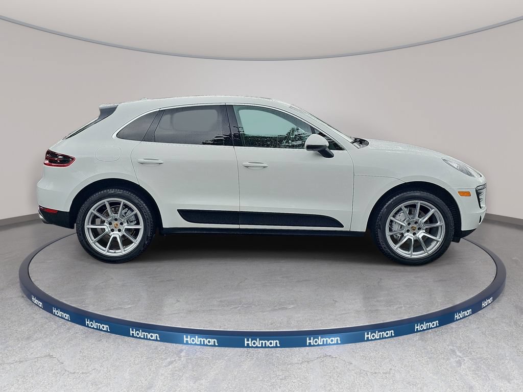 Used 2015 Porsche Macan S AWD/4WD image 4