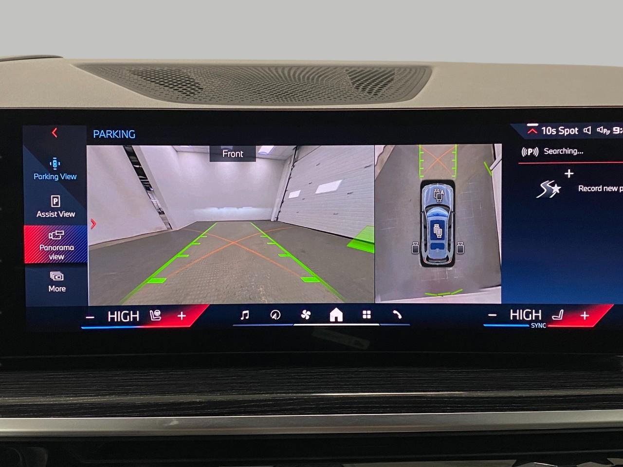 Certified 2025 BMW X7 M60i w/ Climate Comfort Package image 26