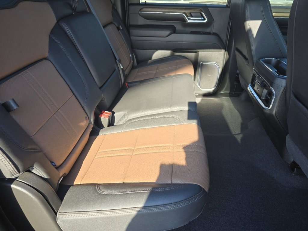 Certified 2024 Chevrolet Silverado 3500 High Country w/ High Country Premium Package image 18