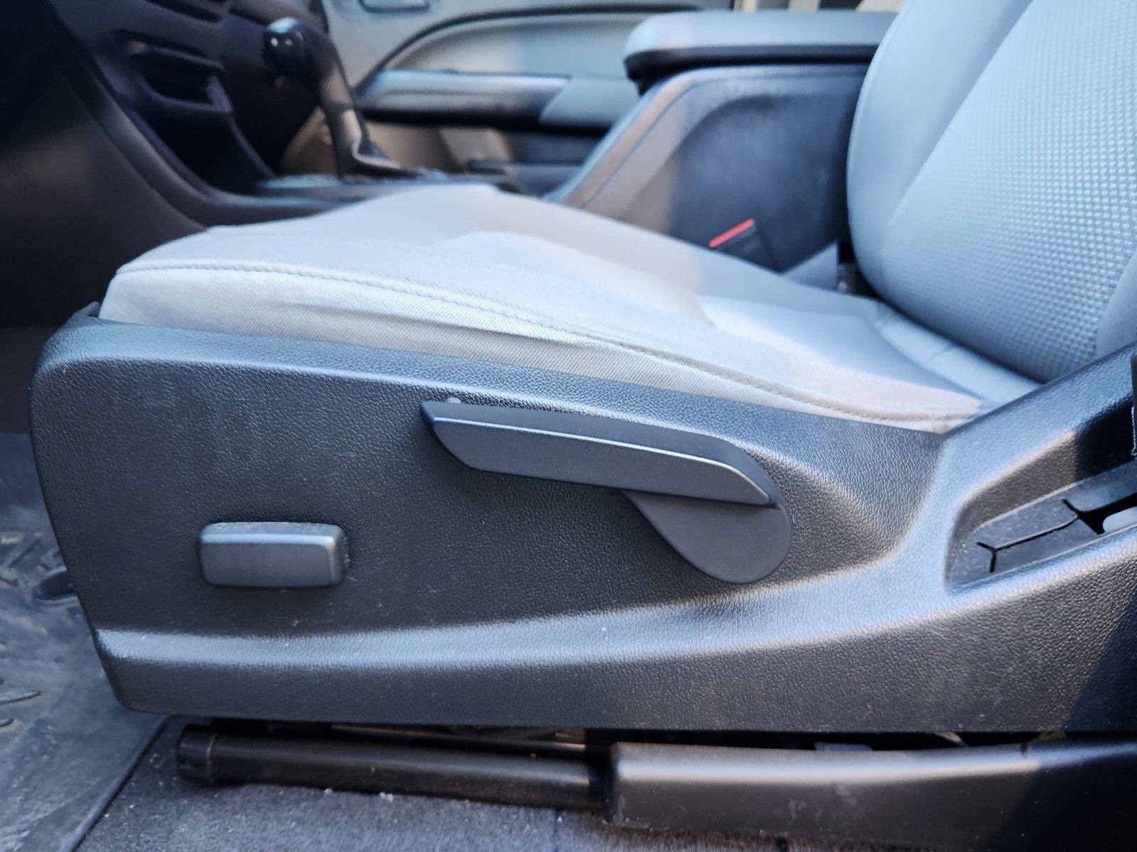 Used 2020 Chevrolet Colorado W/T w/ WT Convenience Package image 10