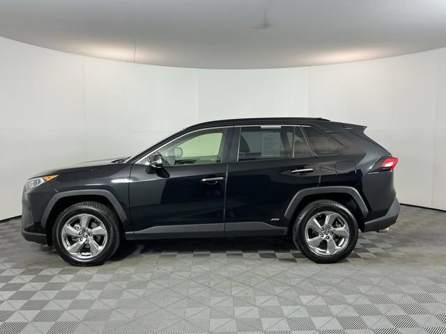 Used 2020 Toyota RAV4 Limited AWD/4WD image 8