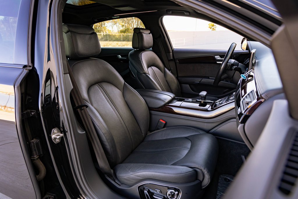 Used 2017 Audi A8 L 3.0T w/ Executive Package image 24