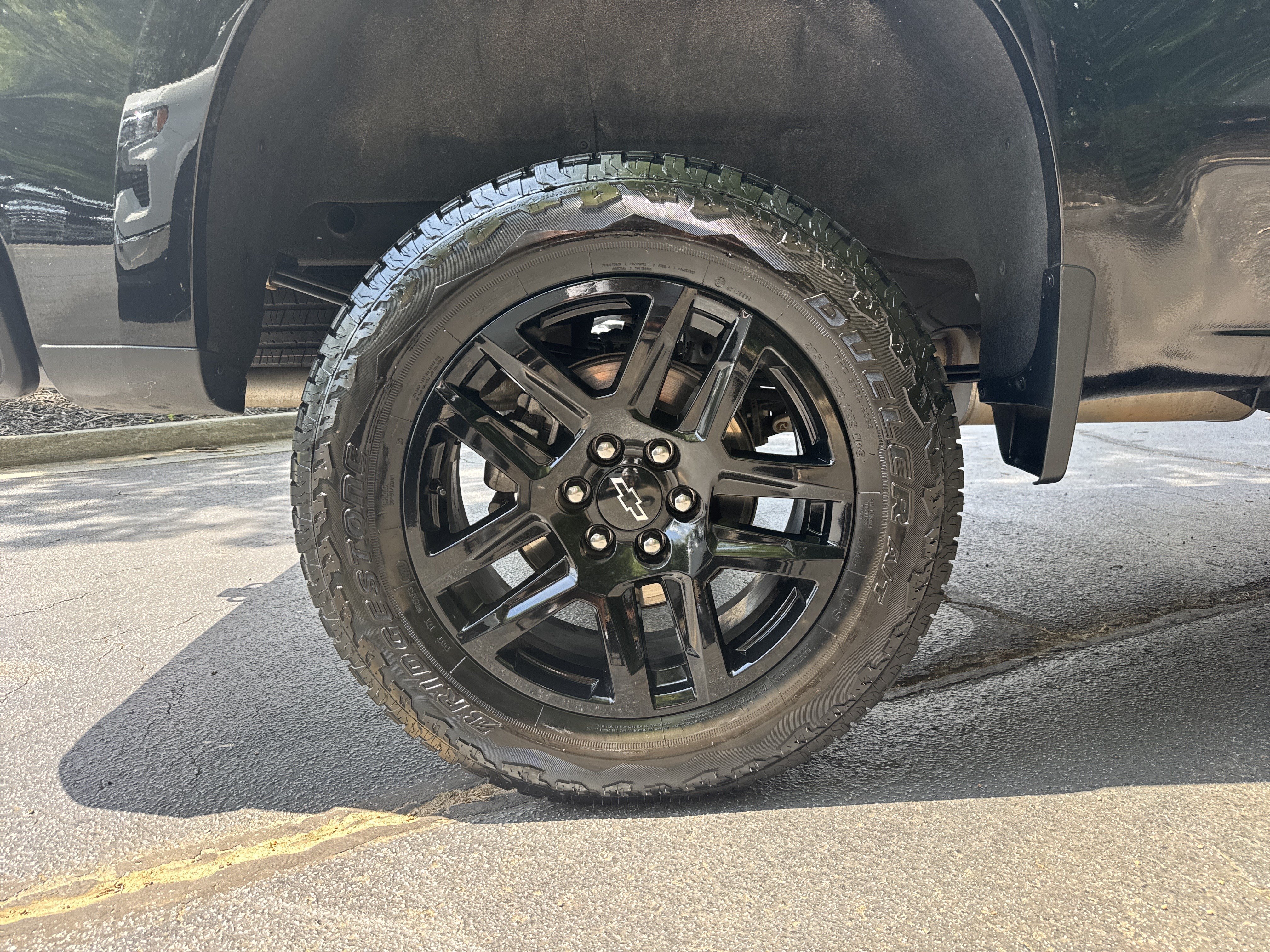 Certified 2024 Chevrolet Silverado 1500 LT Trail Boss w/ Convenience Package II AWD/4WD image 18