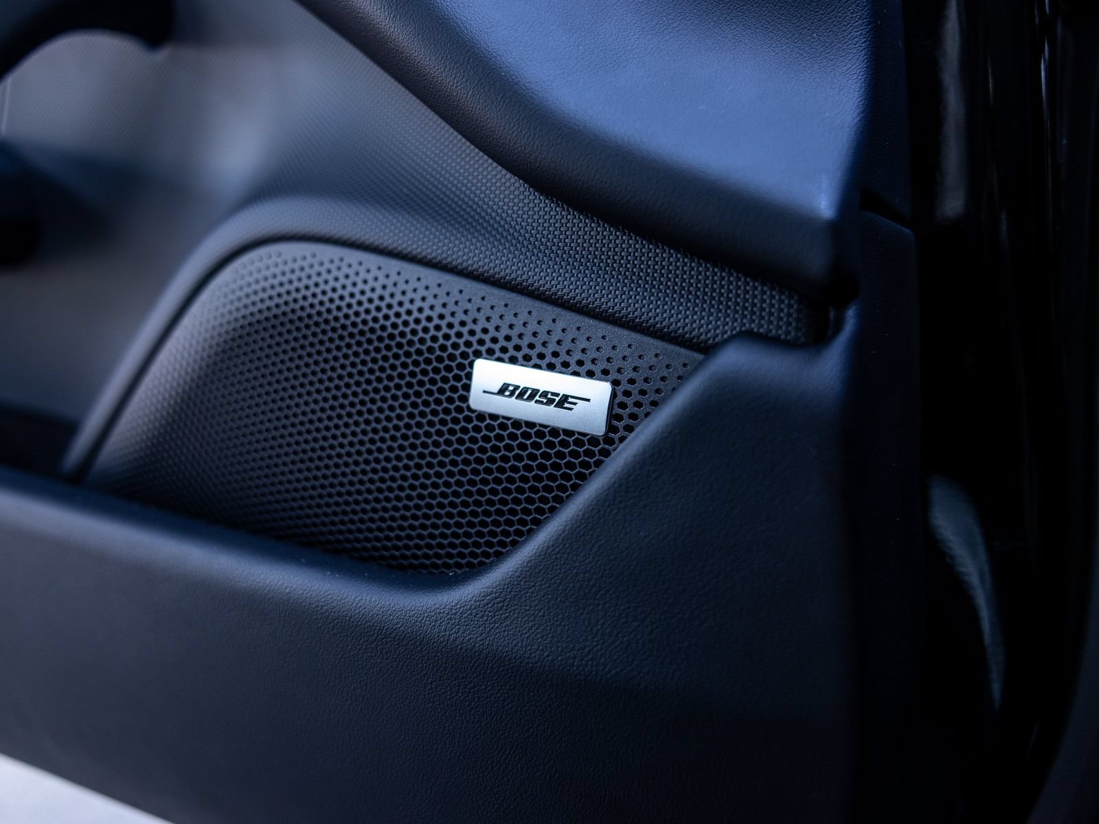 New 2026 Porsche Taycan RWD image 39