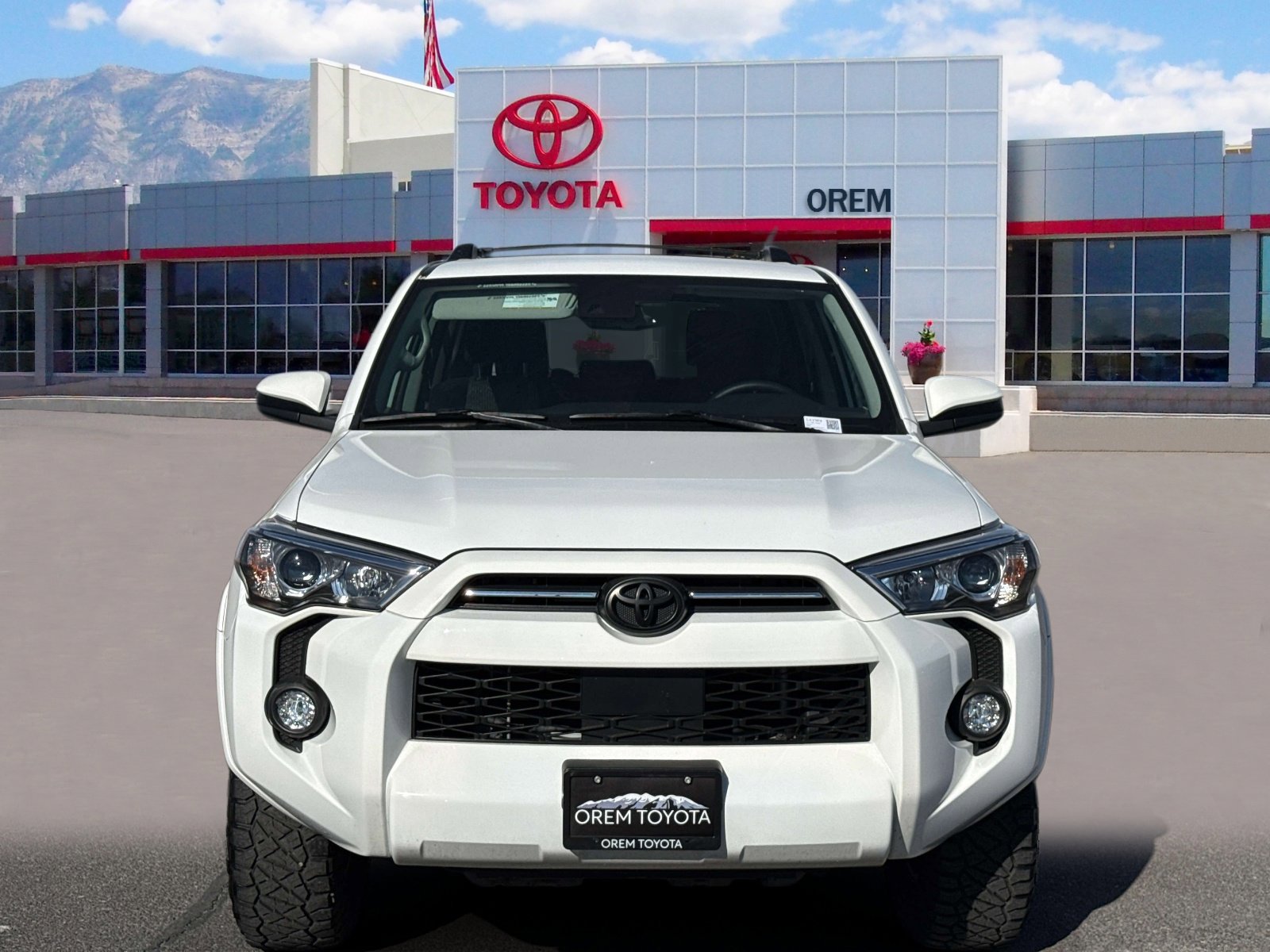 Used 2024 Toyota 4Runner SR5 image 2