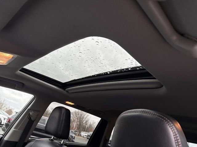 Used 2017 Toyota Highlander XLE image 16