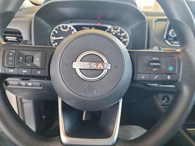 Used 2024 Nissan Rogue SV AWD/4WD image 13