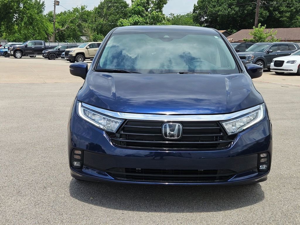 Used 2023 Honda Odyssey EX image 2