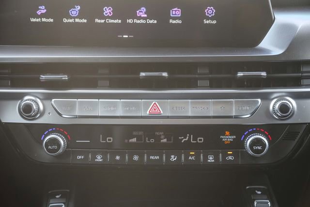 Certified 2024 Kia Telluride S w/ S Sunroof Package image 14