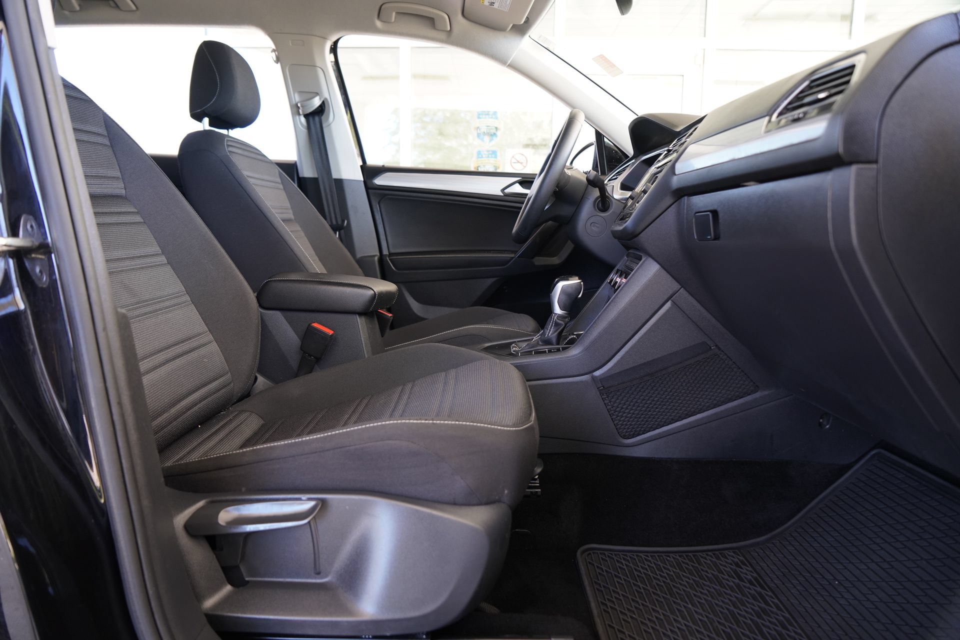 Certified 2023 Volkswagen Tiguan S FWD image 21