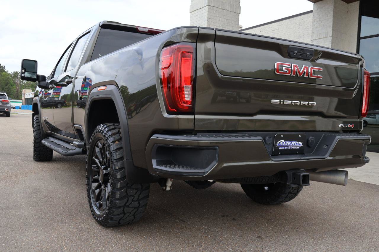 Used 2023 GMC Sierra 2500 AT4 image 3