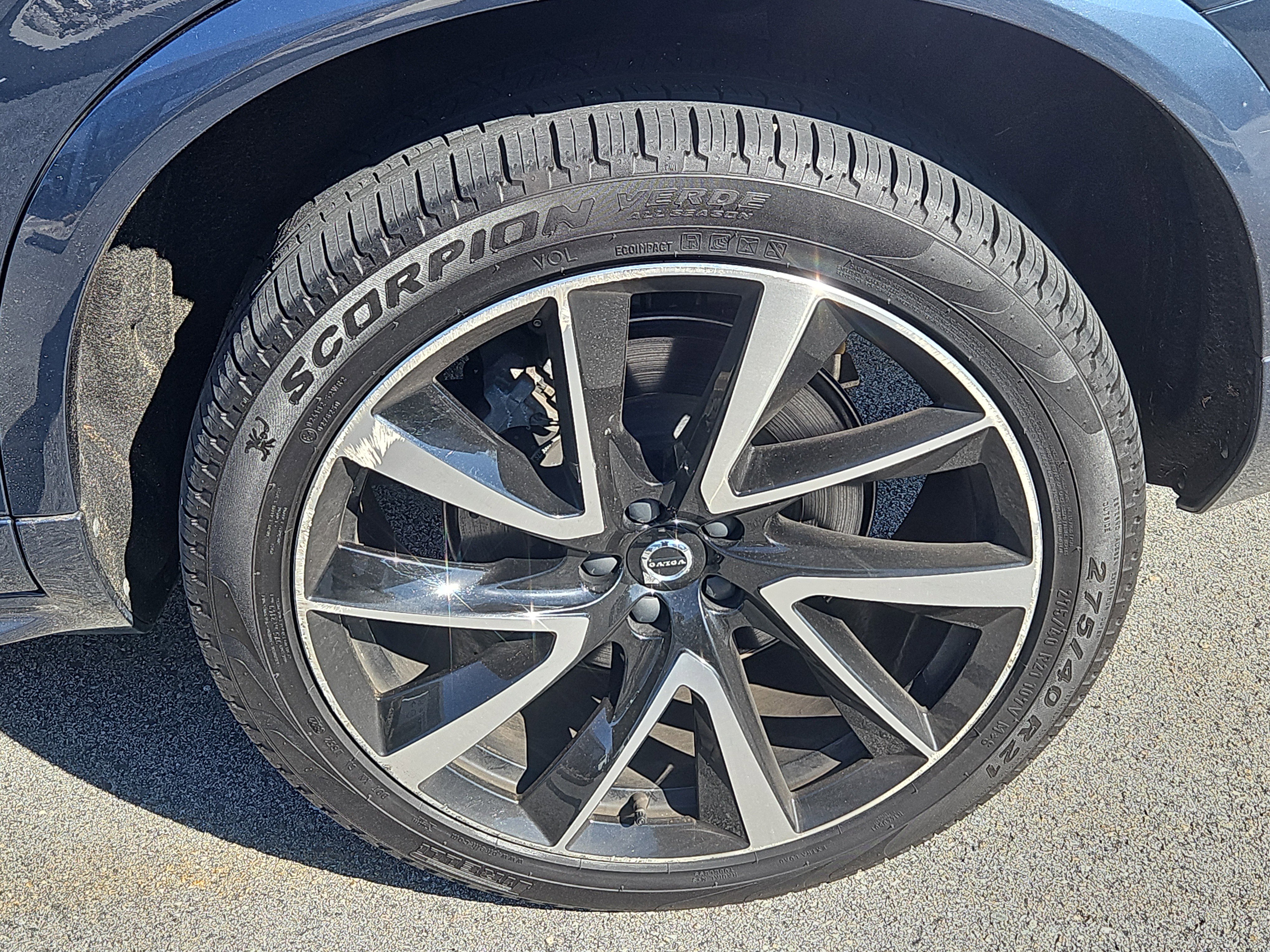 Used 2023 Volvo XC90 B6 Plus w/ Protection Package Premier image 29