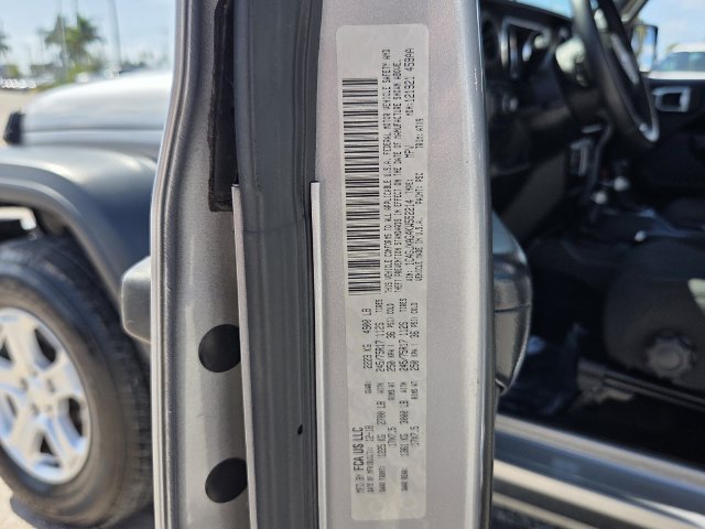 Used 2019 Jeep Wrangler Sport AWD/4WD image 21