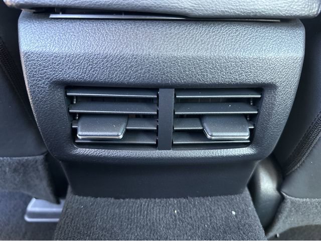 Used 2016 Lexus IS 200t image 39