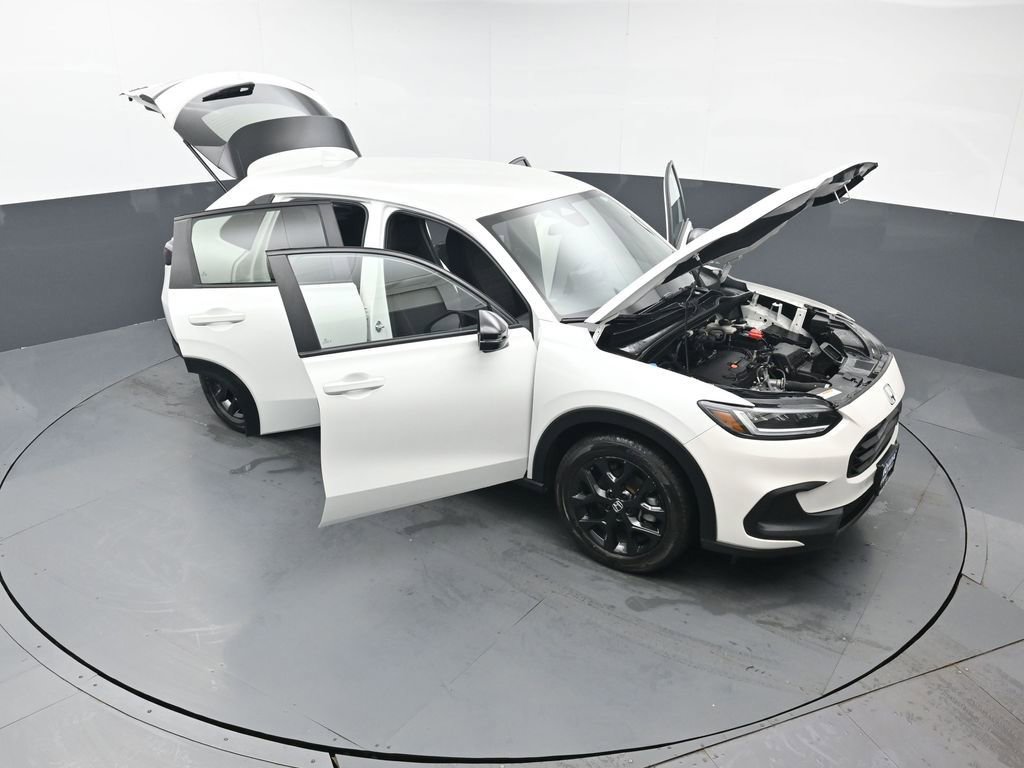 Used 2024 Honda HR-V Sport image 47