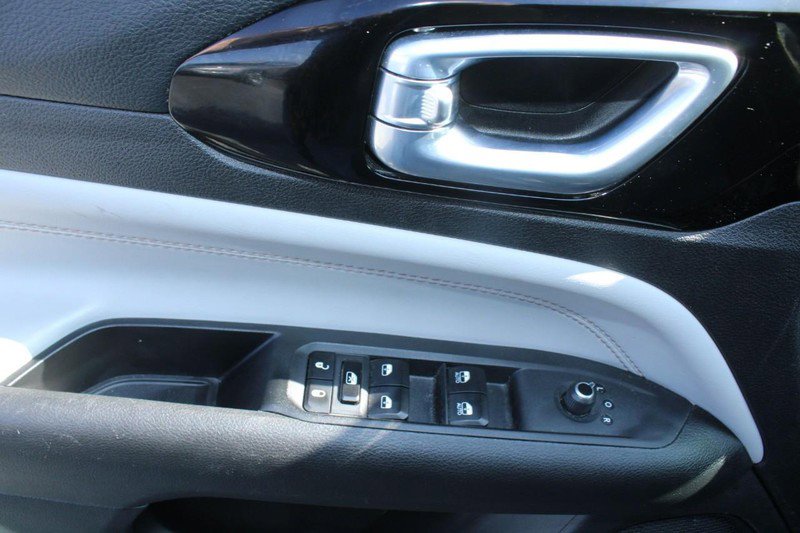 Used 2024 Jeep Compass Limited AWD/4WD image 9