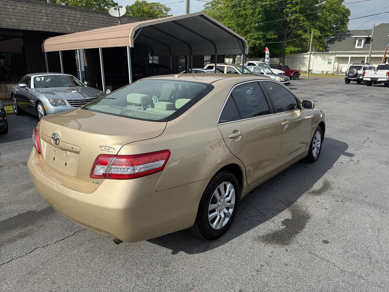 Used 2011 Toyota Camry LE w/ LE Extra-Value Pkg FWD image 4