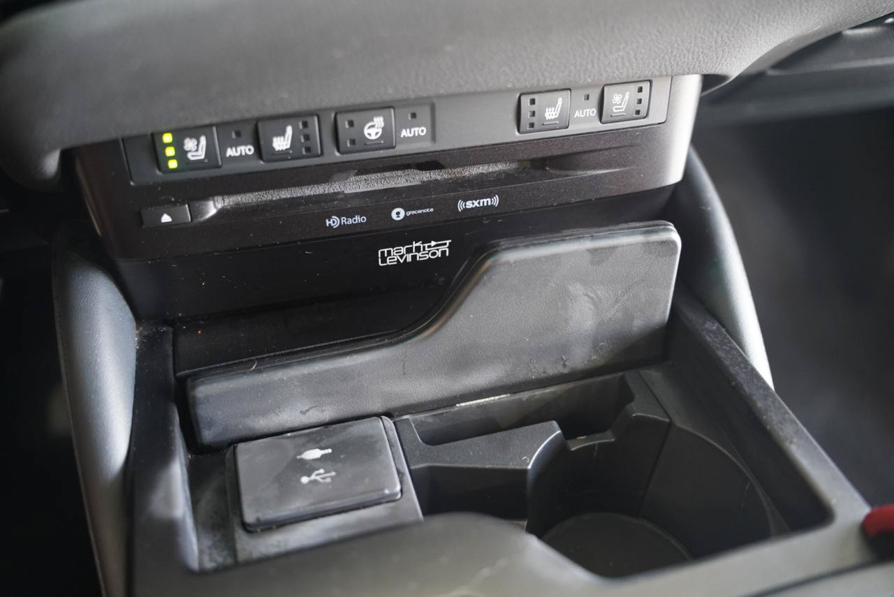 Used 2022 Lexus ES 350 F Sport w/ Accessory Package FWD image 20