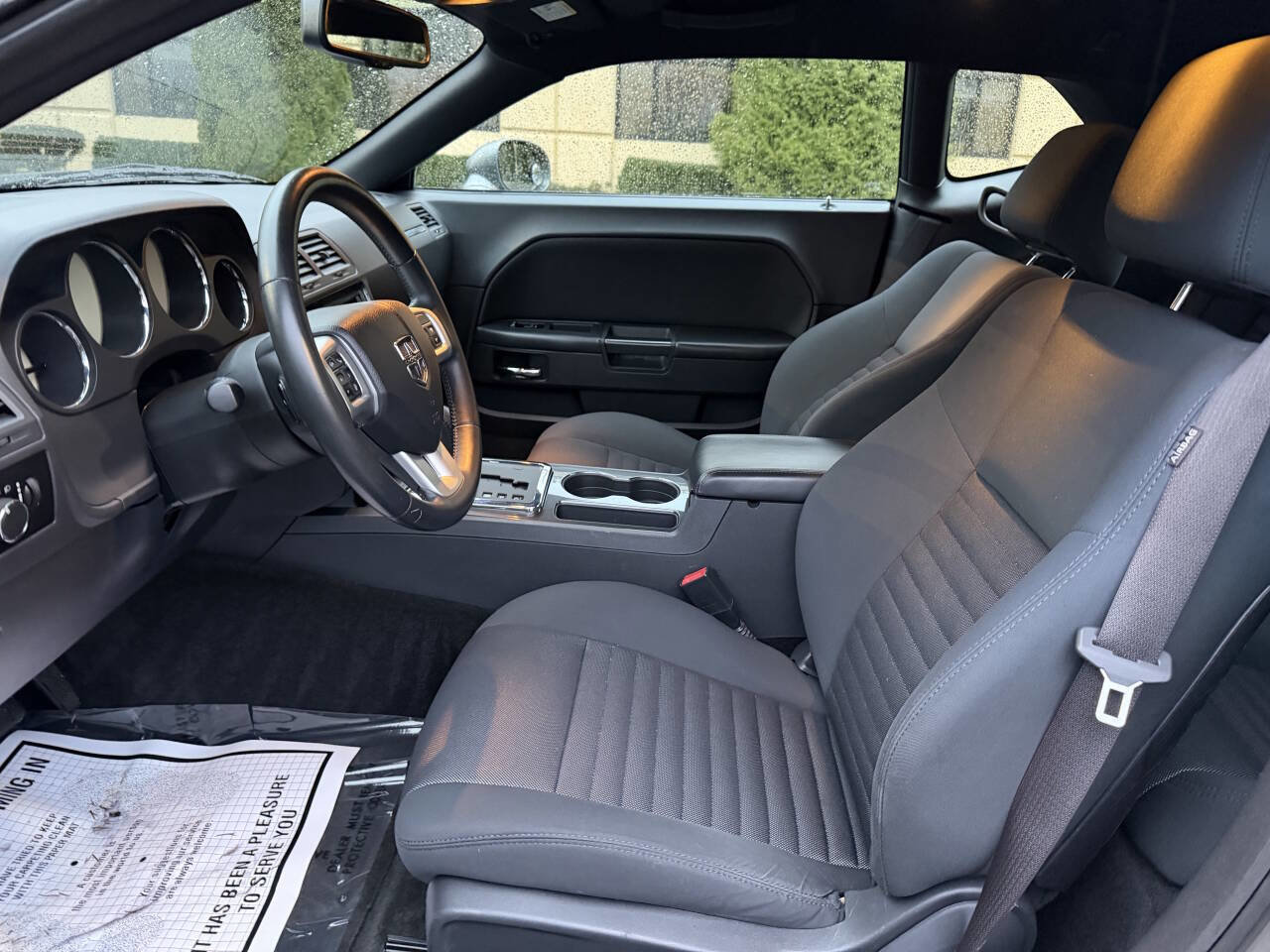 Used 2012 Dodge Challenger SXT image 10