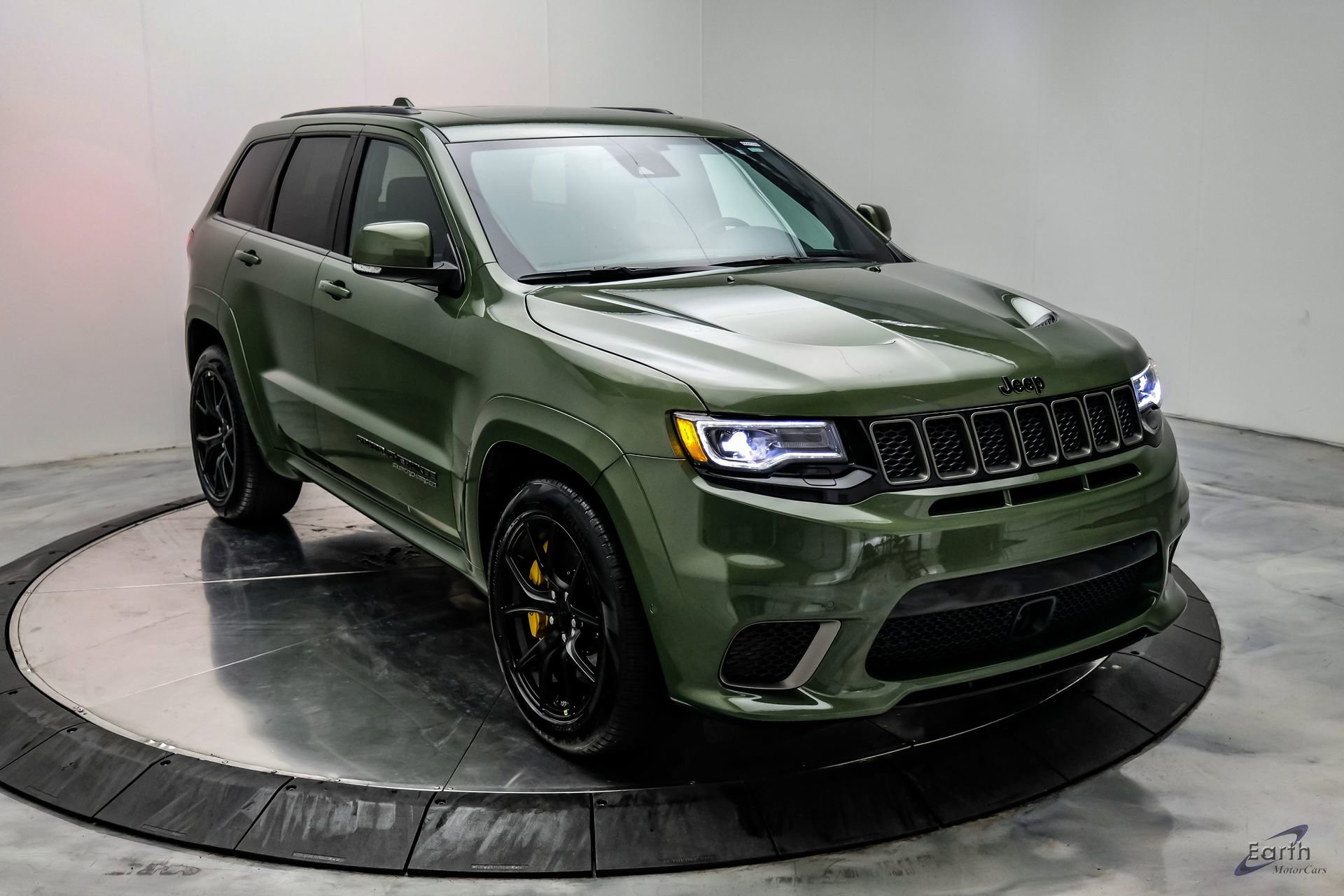 Used 2021 Jeep Grand Cherokee Trackhawk w/ Trailer Tow Group IV AWD/4WD image 30