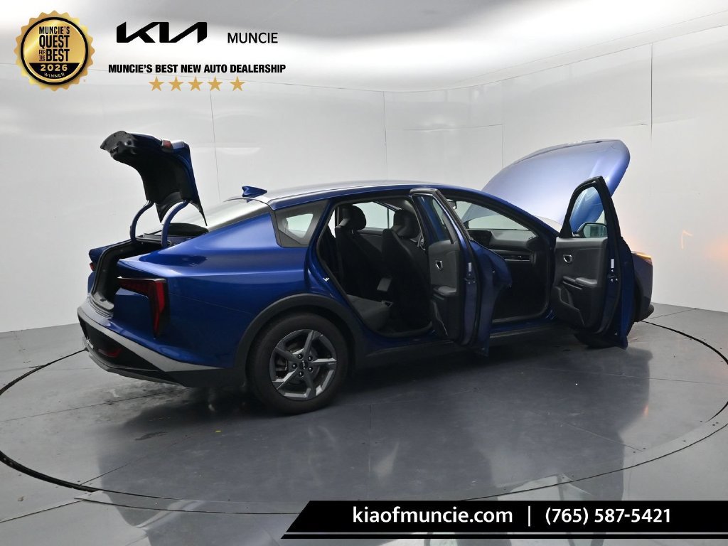 Certified 2025 Kia K4 FWD image 56