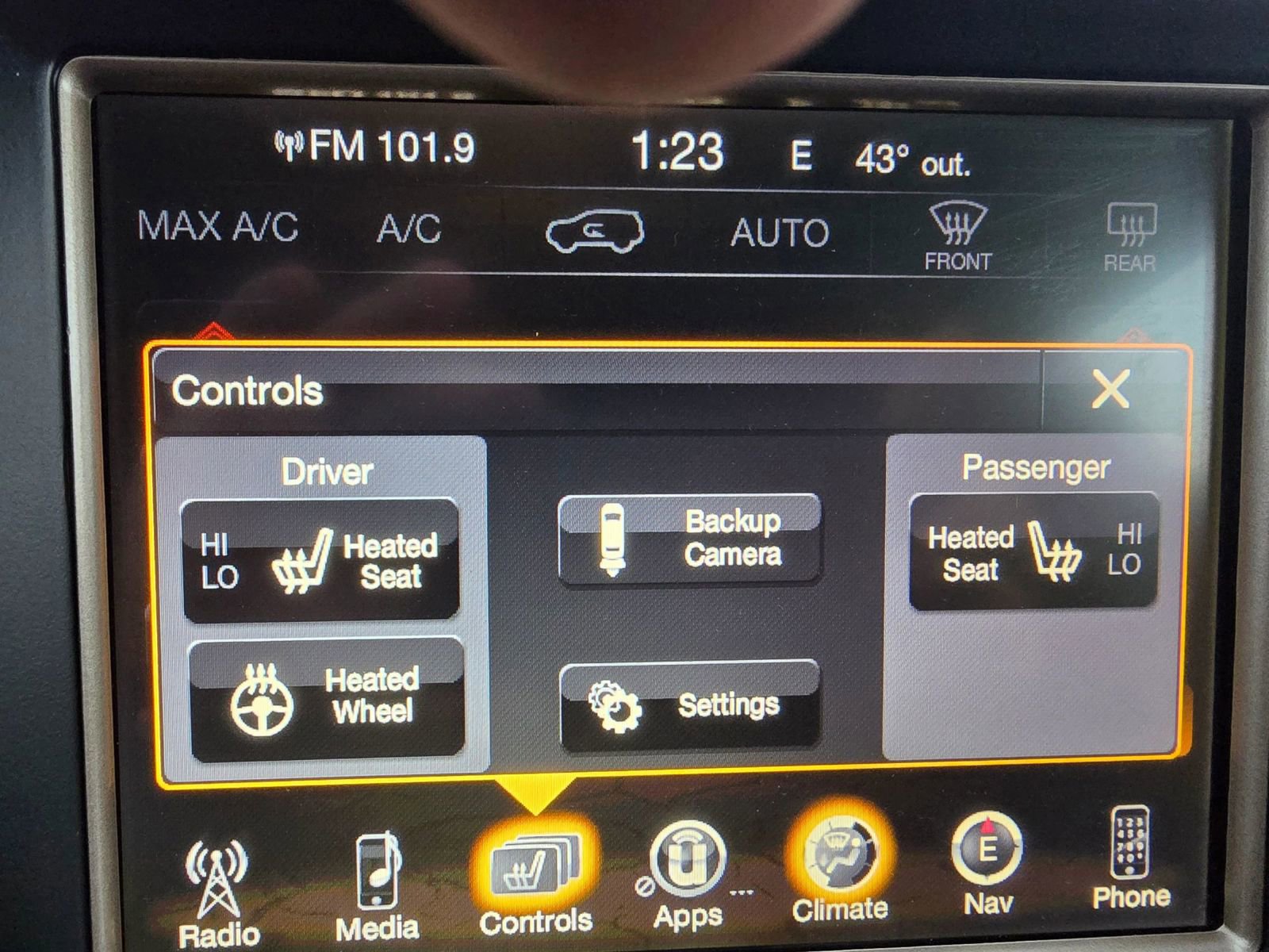 Used 2017 Jeep Grand Cherokee Limited AWD/4WD image 15