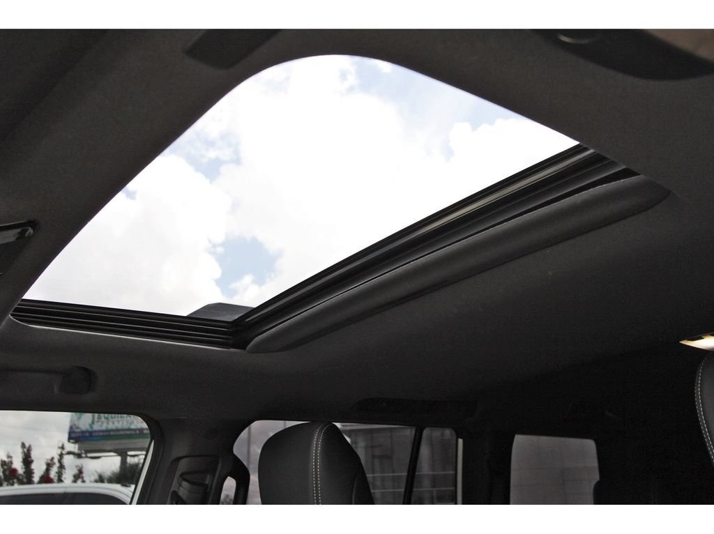 Used 2025 Toyota Land Cruiser w/ Premium Package AWD/4WD image 30