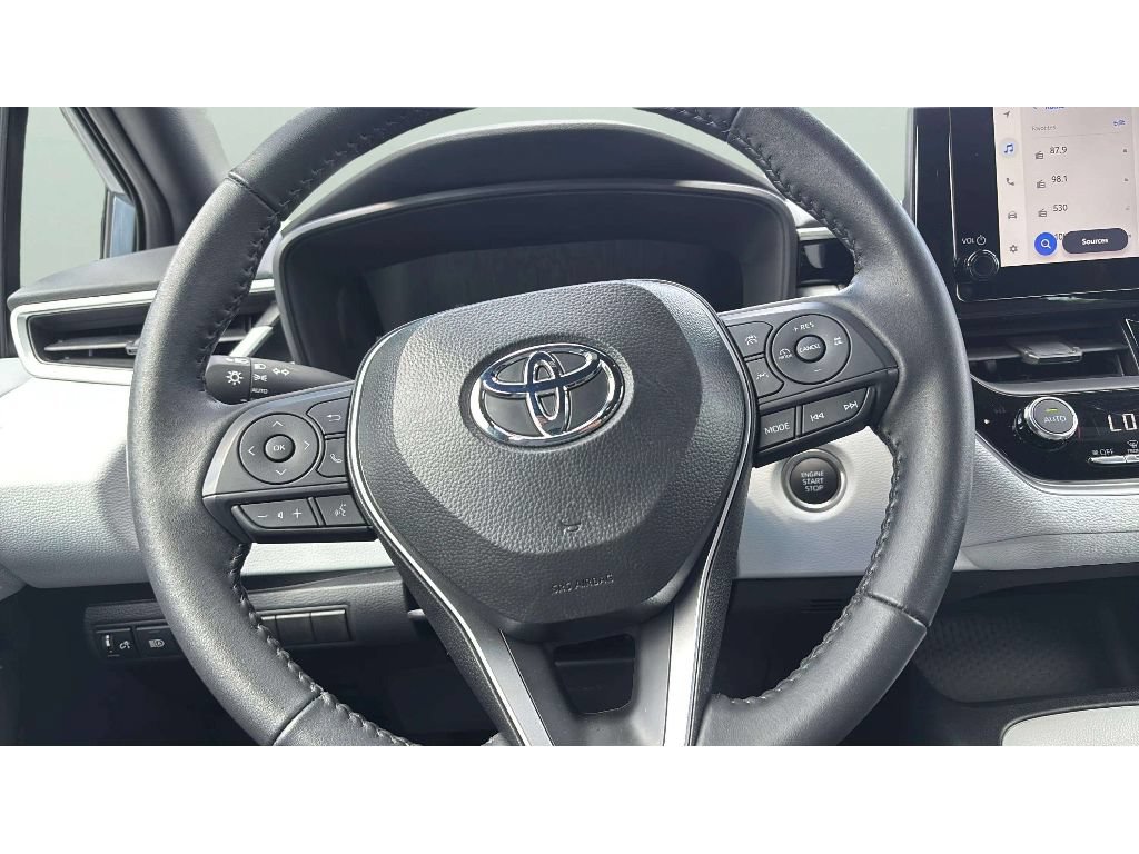 Used 2026 Toyota Corolla SE FWD image 14