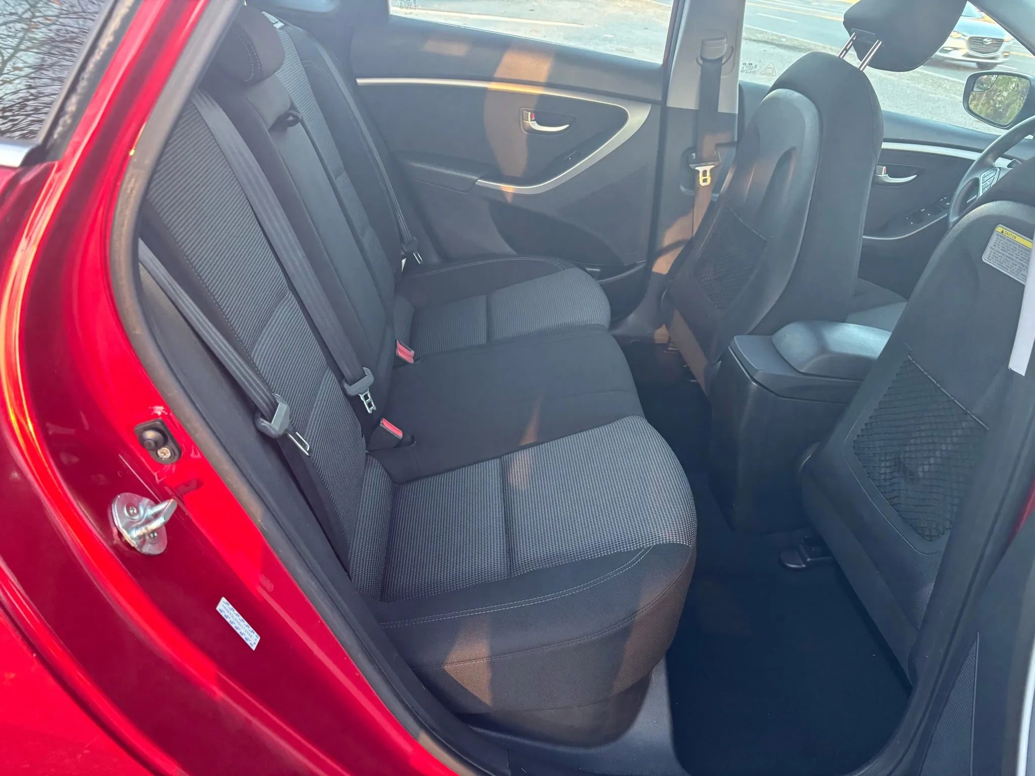 Used 2016 Hyundai Elantra GT image 18