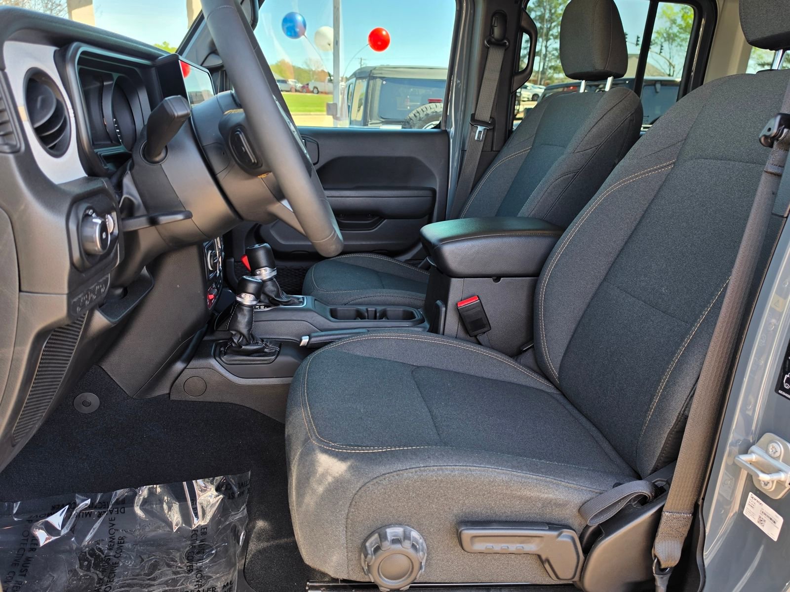 Used 2024 Jeep Wrangler Willys image 14