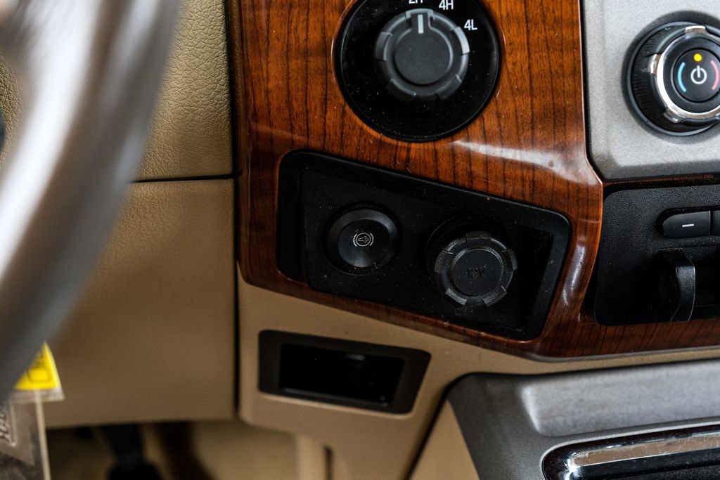 Used 2016 Ford F450 King Ranch w/ King Ranch w/Chrome Package image 25