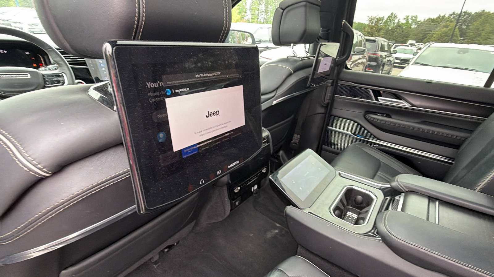 Used 2025 Jeep Grand Wagoneer Series II Obsidian w/ Quick Order Packagew 28T AWD/4WD image 27