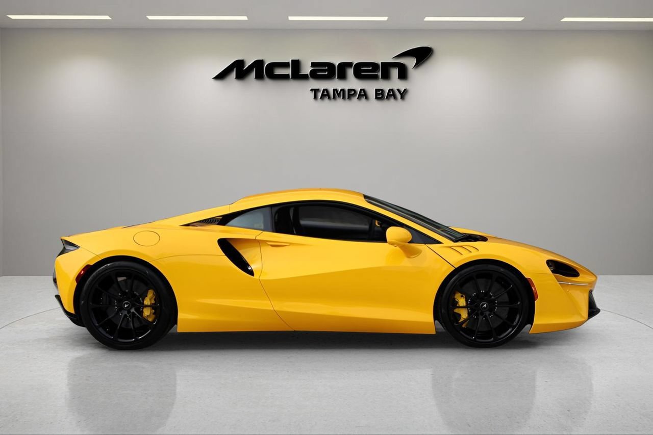 New 2026 McLaren Artura RWD image 6