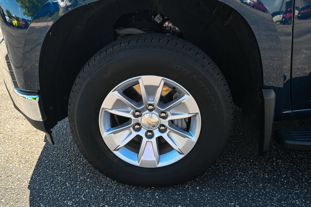 Used 2019 Chevrolet Silverado 1500 LT w/ All-Star Edition AWD/4WD image 12