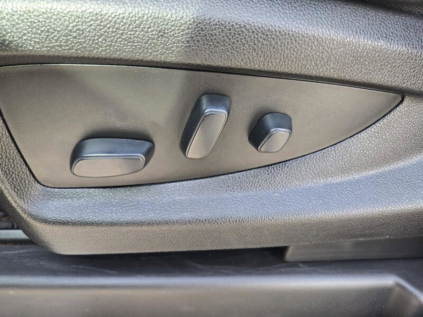 Used 2019 Chevrolet Tahoe LT image 21