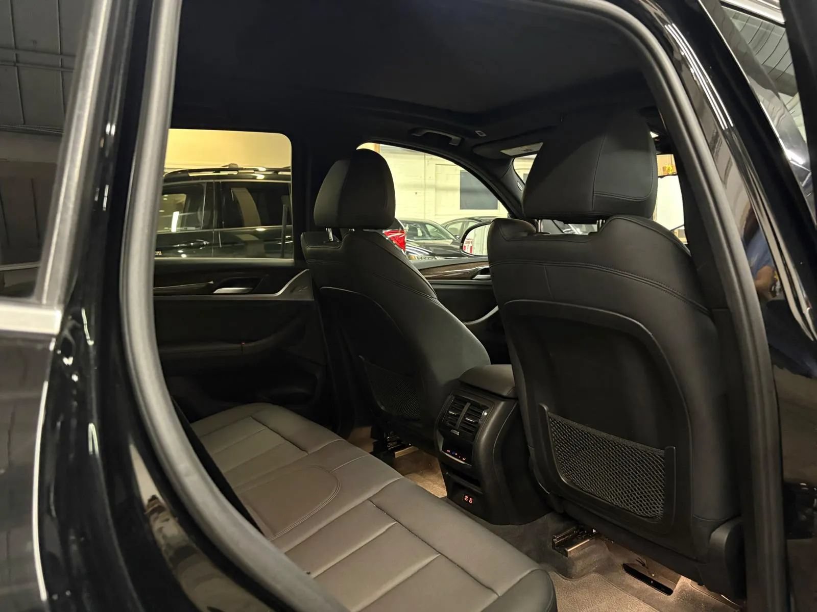 Used 2020 BMW X3 xDrive30i w/ Driving Assistance Package AWD/4WD image 23