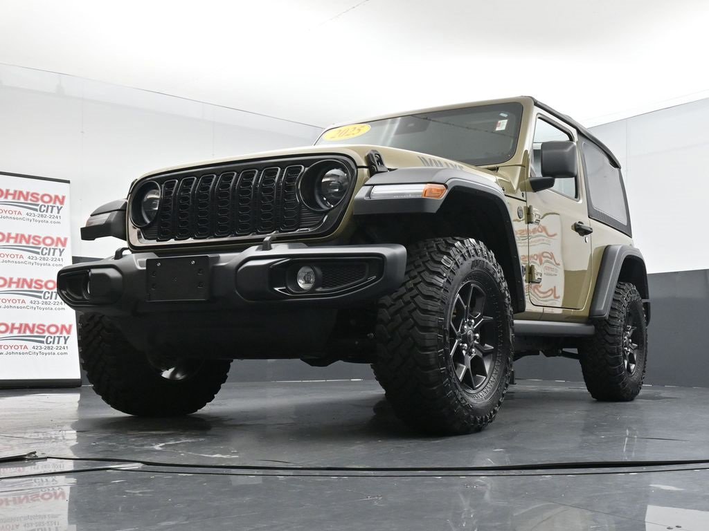 Used 2025 Jeep Wrangler Sport image 35