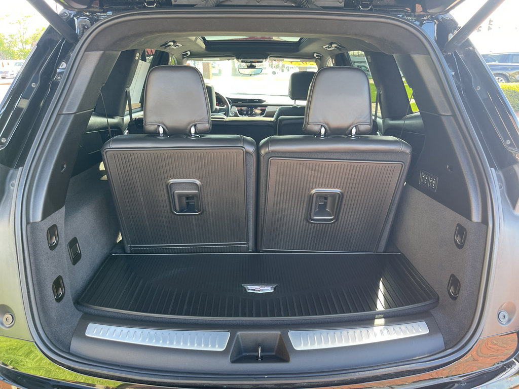 Used 2025 Cadillac XT6 Sport w/ Platinum Package AWD/4WD image 15