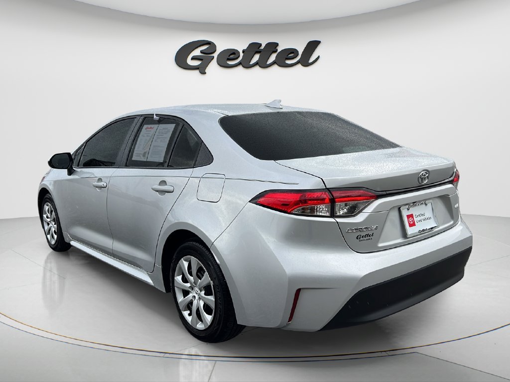 Used 2025 Toyota Corolla LE FWD image 7